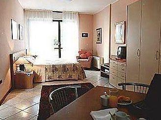 Hotel Residence La Fontana Mariano Comense Exterior photo